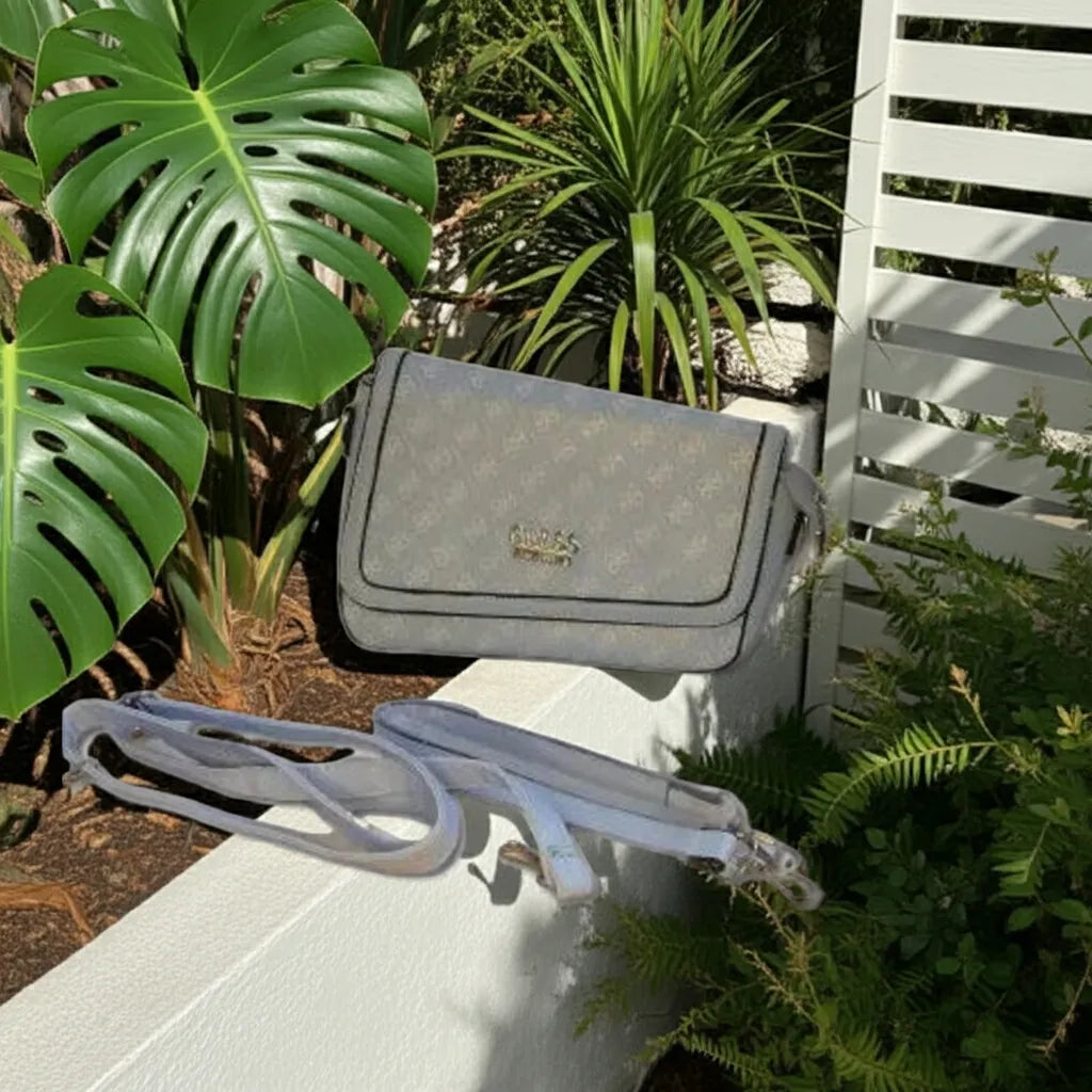 GUESS Green and Blue